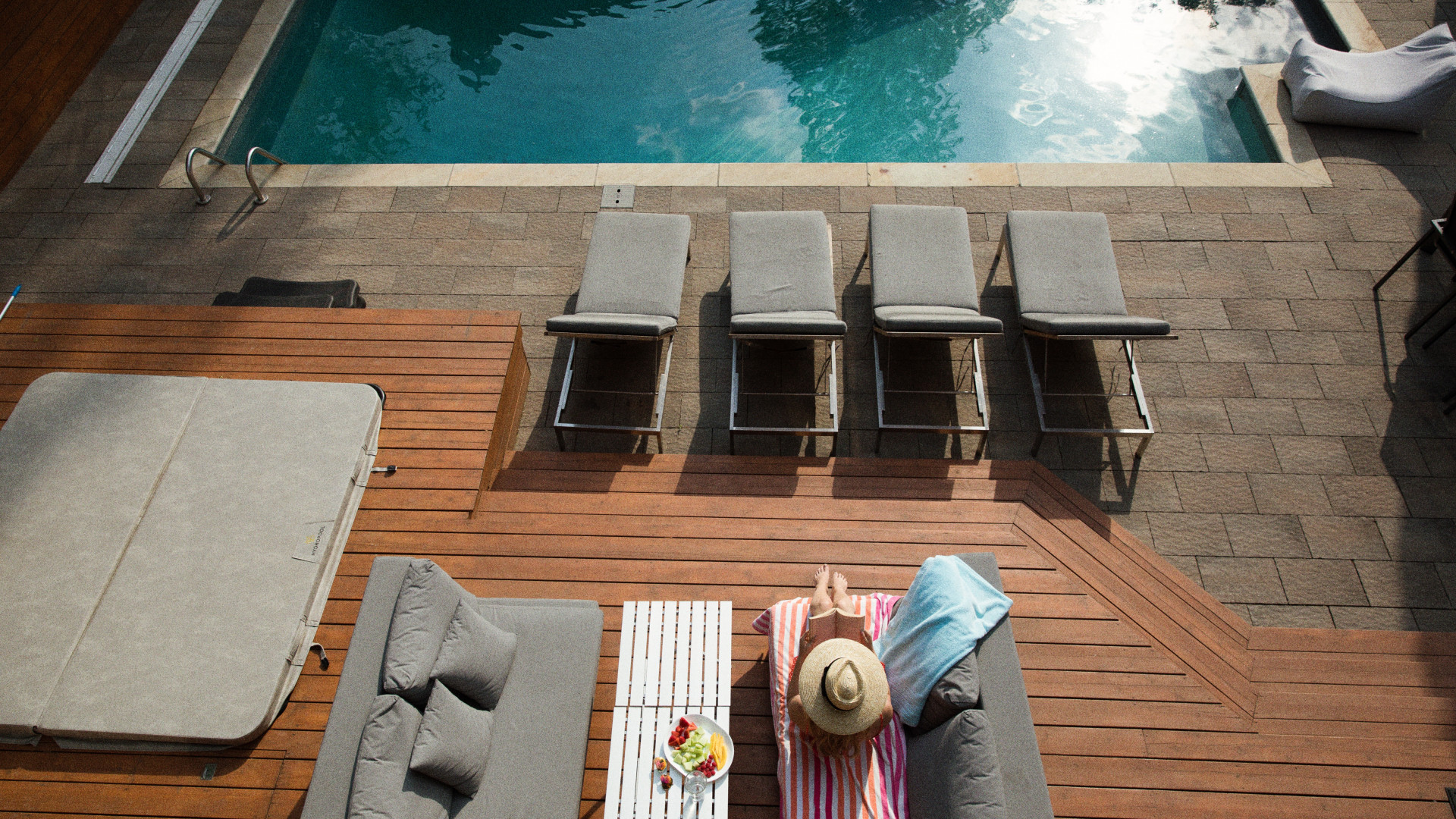 Découvrez les avantages d'une terrasse en bois : convivialité, esthétisme, durabilité !